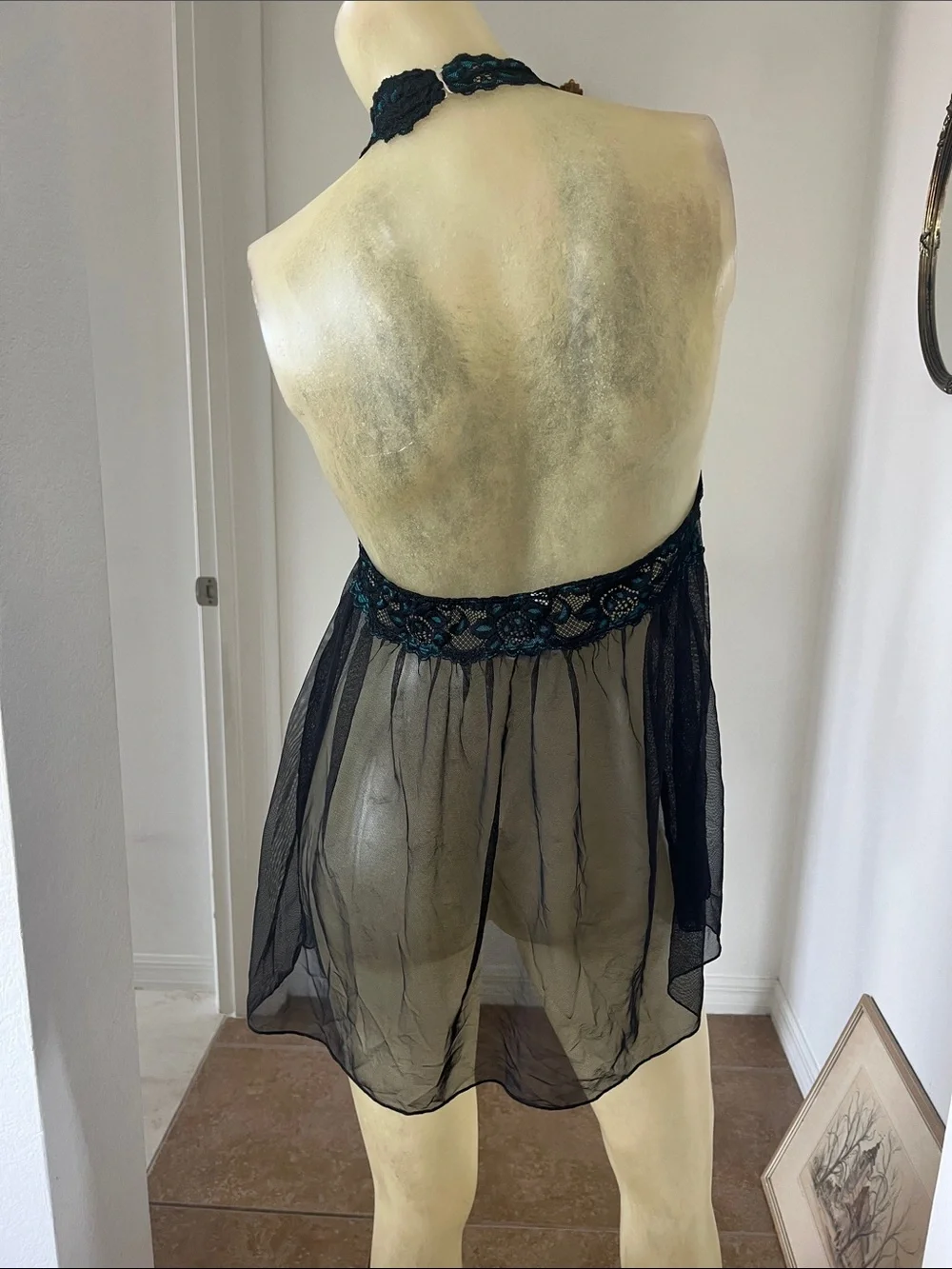 Sexy Frederick’s of Hollywood Sheer Babydoll Chemise